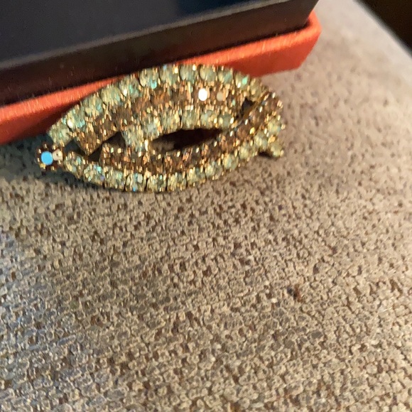 Vintage Costume Brooch Gold, brown and white. - Picture 4 of 9